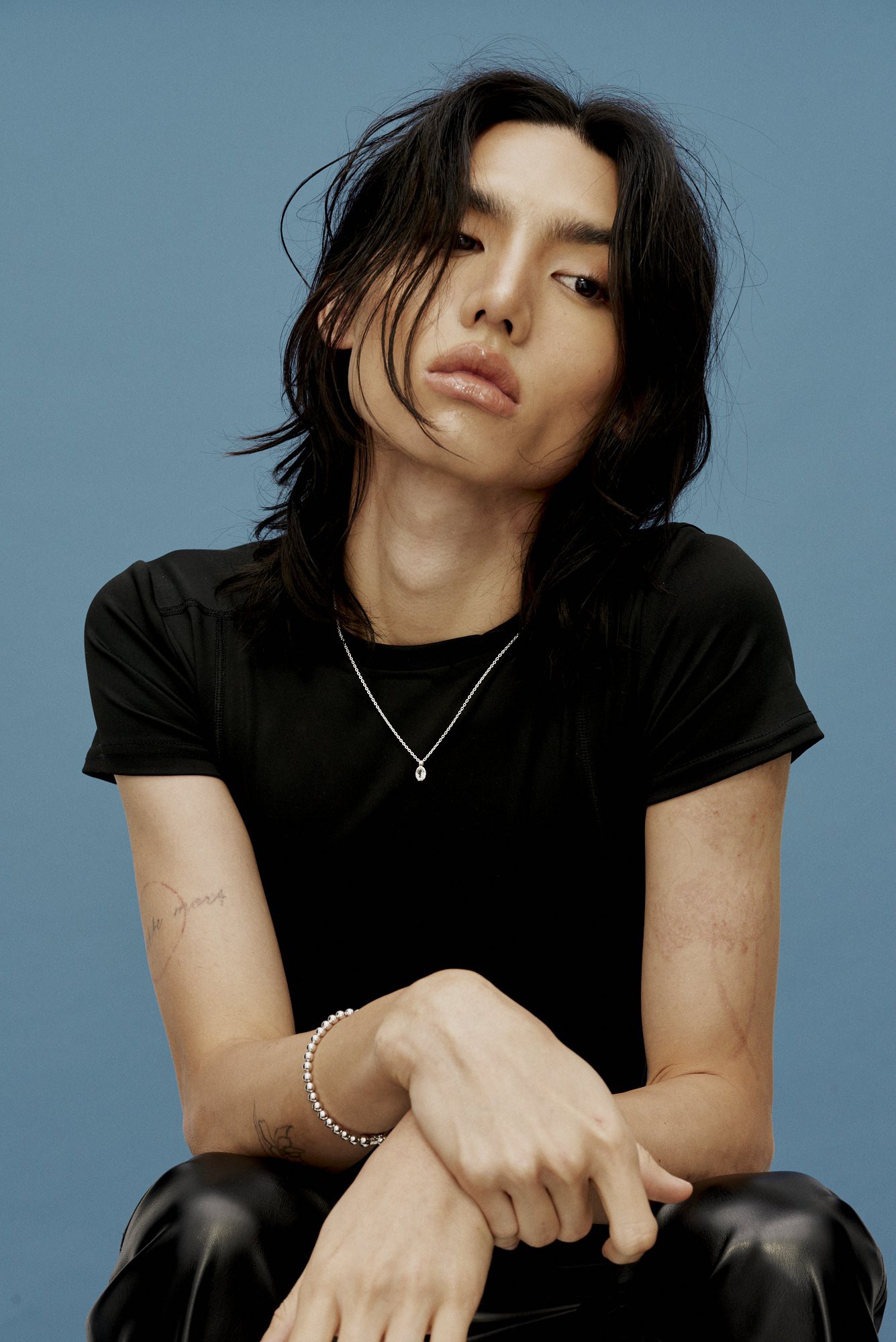 Ying Pendant Necklace, Black Sapphire