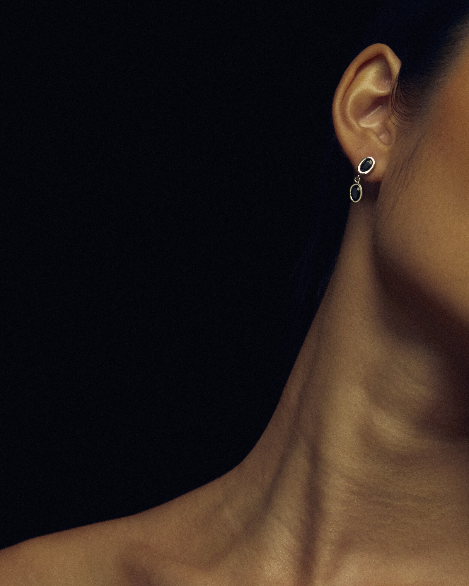 Baby Duo Ying Earrings, Black Sapphires