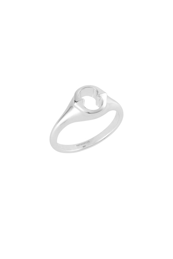 Bua Signet Ring